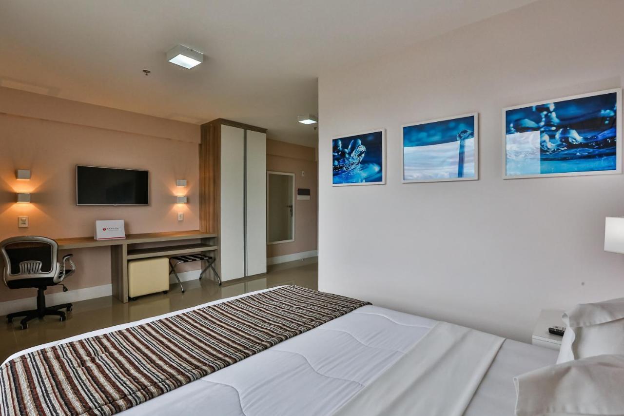 Ramada Hotel & Suites Campos Pelinca Campos dos Goytacazes Buitenkant foto