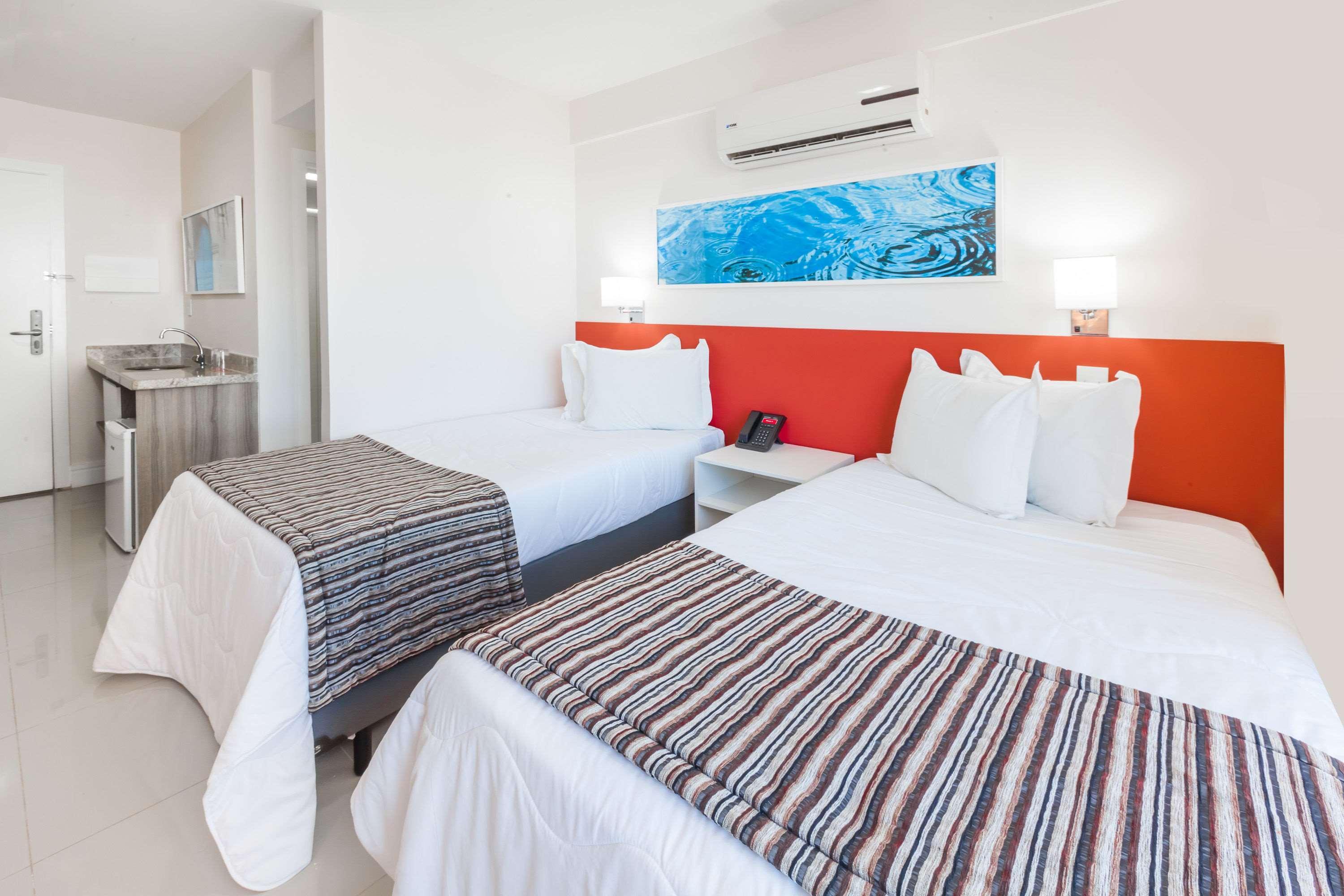 Ramada Hotel & Suites Campos Pelinca Campos dos Goytacazes Buitenkant foto