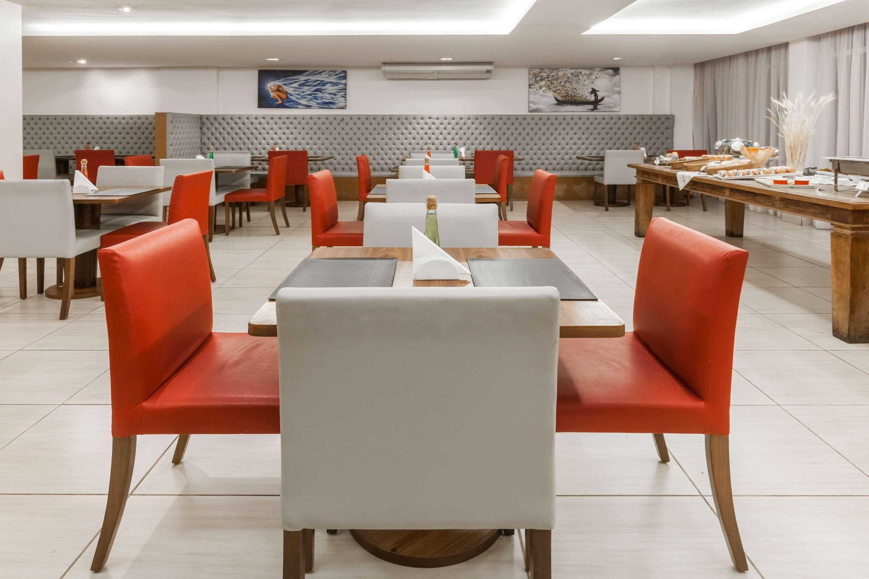 Ramada Hotel & Suites Campos Pelinca Campos dos Goytacazes Buitenkant foto