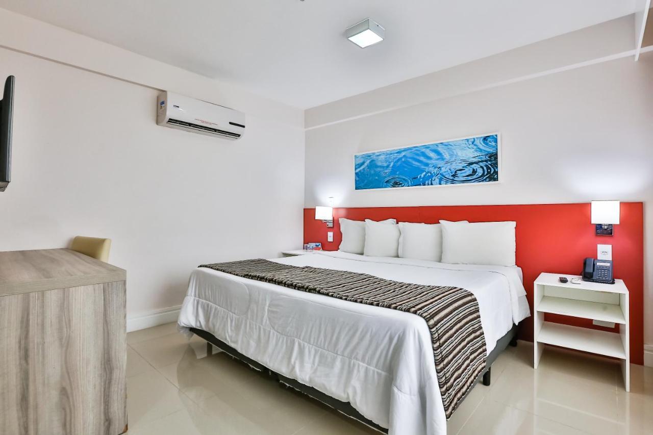 Ramada Hotel & Suites Campos Pelinca Campos dos Goytacazes Buitenkant foto